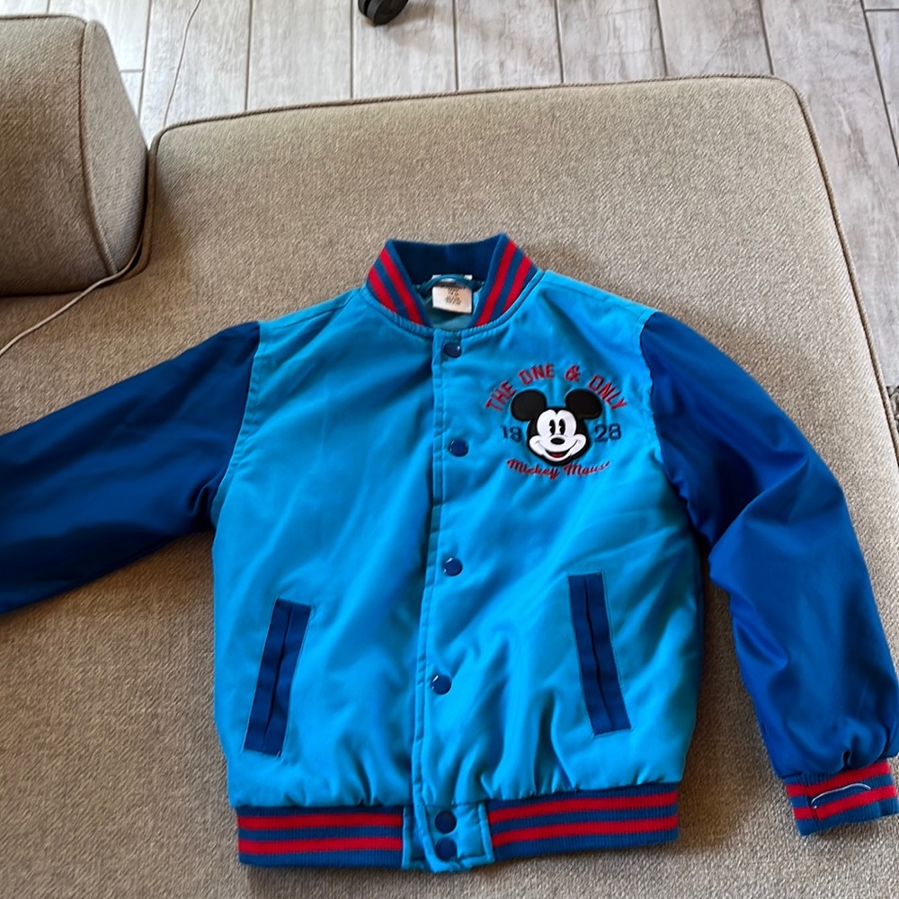 RARE Disney Child Puffer
